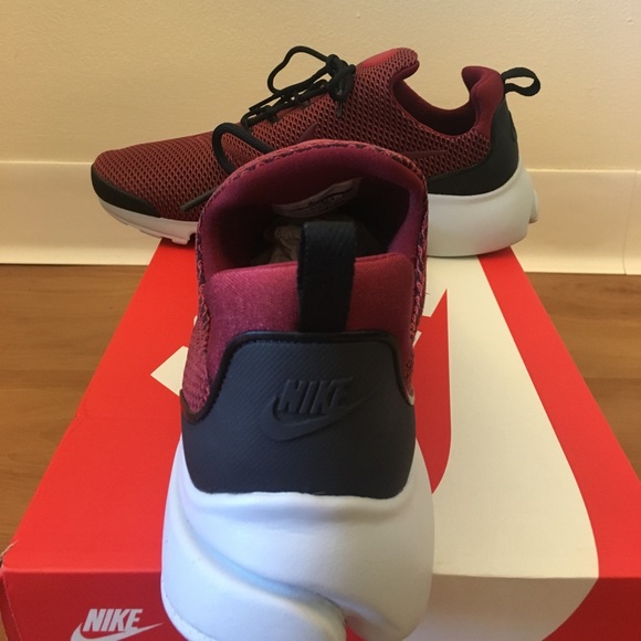Nike Air Presto Fly Ultra SE Red Running Shoe NEW - Picture 5 of 8